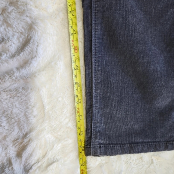 Parasuco Denim 2016, NEW, Modern fit cords.Size 8. 30" - Picture 11 of 16